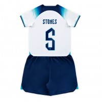 Otroški Nogometni dresi Anglija John Stones #5 Domači SP 2022 Kratek Rokav (+ Kratke hlače)